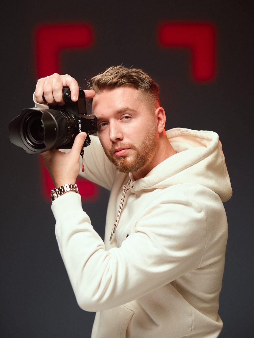 One studio portrait, a year of speaker and LinkedIn visuals — Lux Photo Pro
