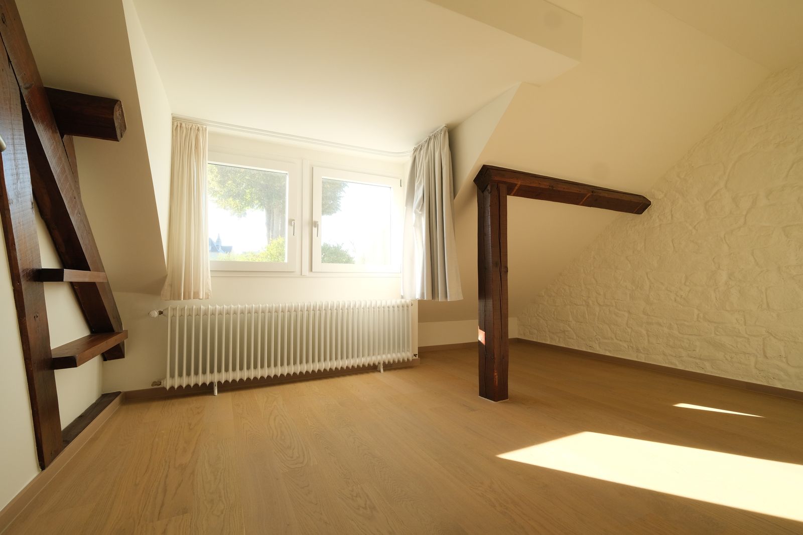Dachzimmer: vorher