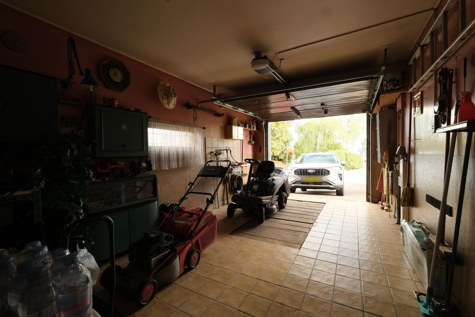 Garage — Vorher