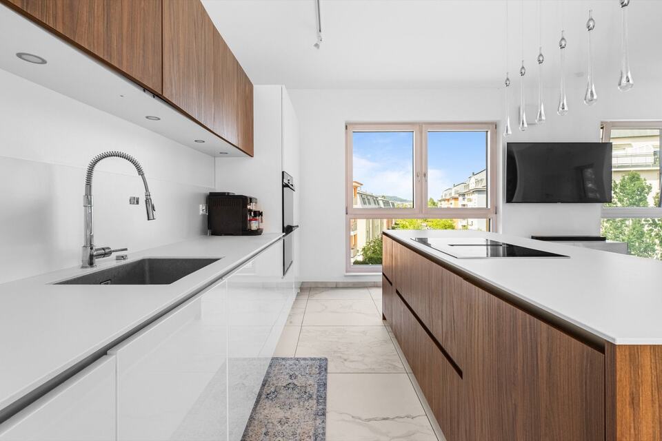 Kitchen with an island